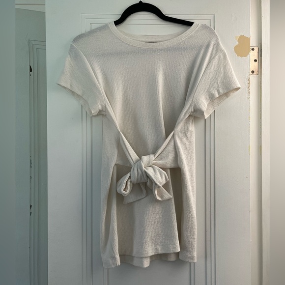 A Pea in the Pod textured tie front shirt - Picture 2 of 4